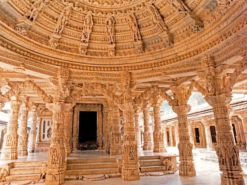 A Beautifully Carved Dilwara Temple, Mount Abu Hill station to visit in Indian monsoon